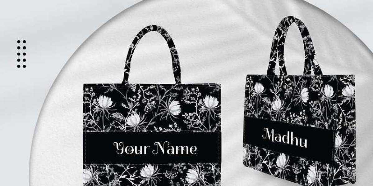 Personalized Tote Bags: Your Signature Style Companion