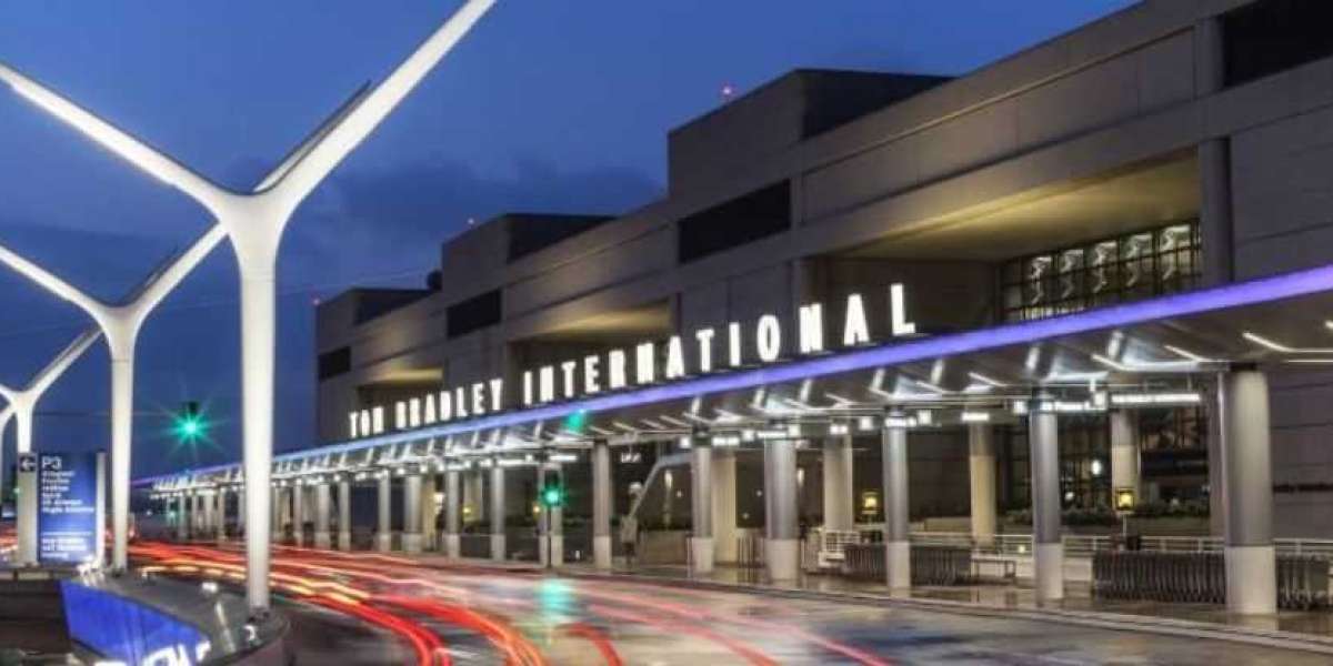 International Airport (LAX)