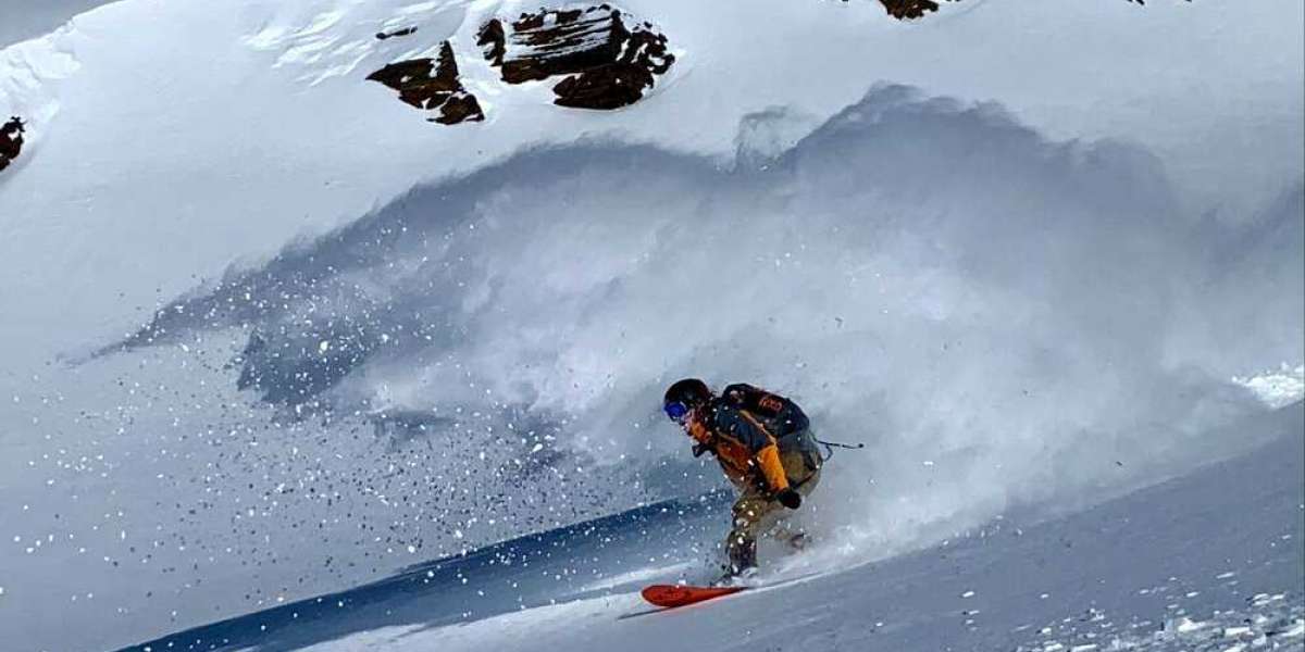 Experience Unmatched Thrills with Valdez Heli Ski Guides