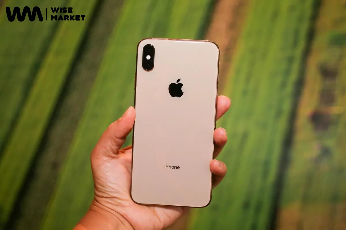 Discovering Hidden Features: Apple iPhone XS Max
