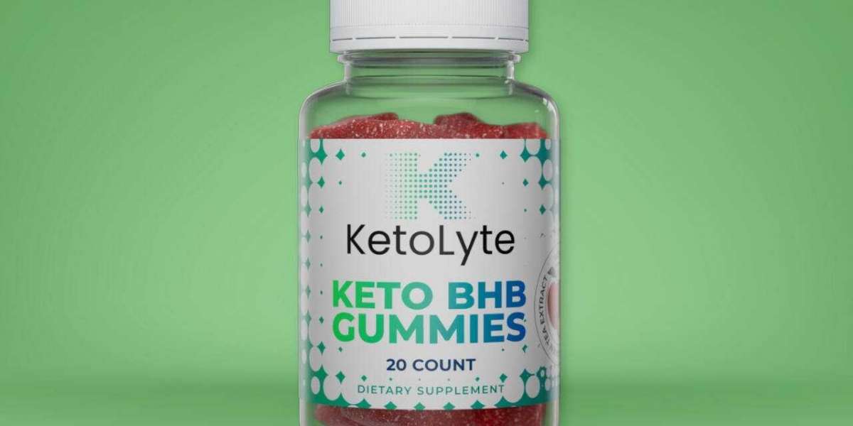 What key ingredients are found in KetoLyte Gummies?