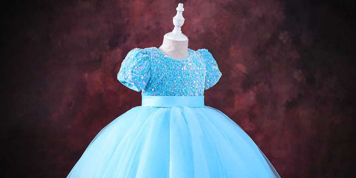 Trend on in Party Wear Dresses for Your Baby Girl