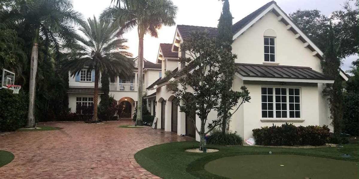 Comparing the Best Home Builders in Florida: What Sets Them Apart?